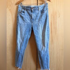 Paige Denim Hoxton Crop raw hem